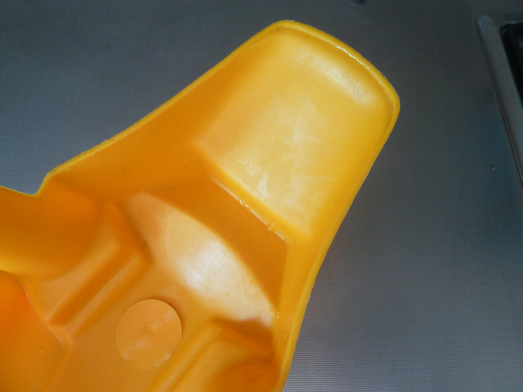 garde boue plastique vintage mobylette mob jaune avant