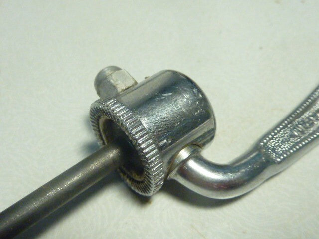 NOS vintage attache rapide Shimano  Japan   Quick Release Skewer -
