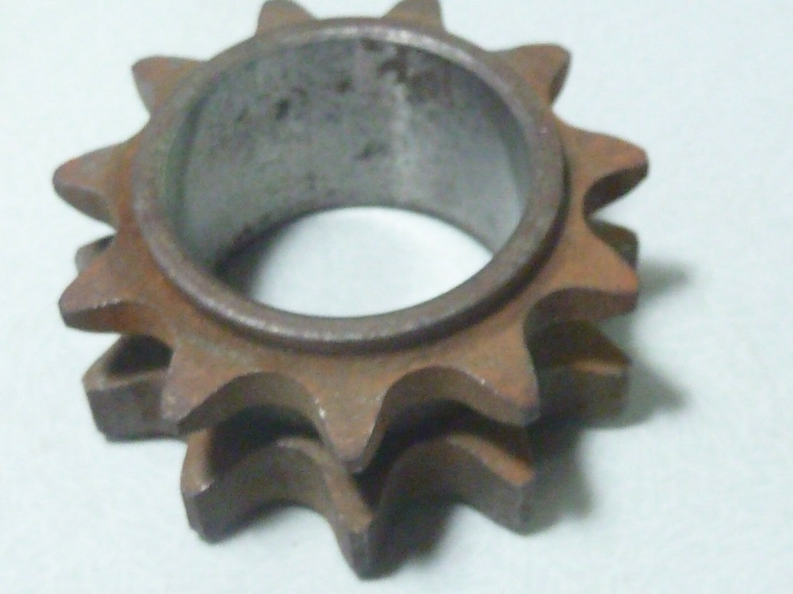 ✨ NOS – Pignon Motobécane 11 Dents – Ø Intérieur 29 mm – Vintage Cyclomoteur ✨