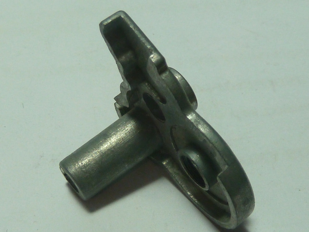 COUVERCLE AVEC PAS DE VIS CARBURATEURS GURTNER AR 2/12+2/10 MOTOBECANE AV42 AV49