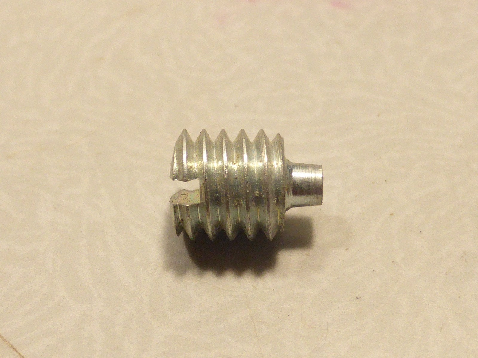 1 ancienne vis capot poignée vintage motobecane peugeot .....