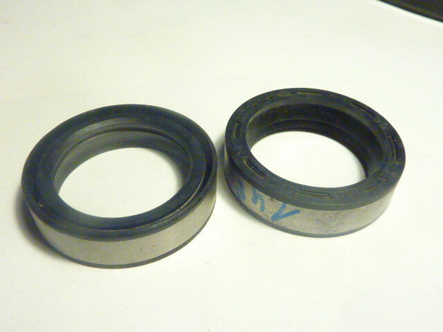 NOS neu 2 Joints de fourche.THO  Fourches 30x 40.5x10.5