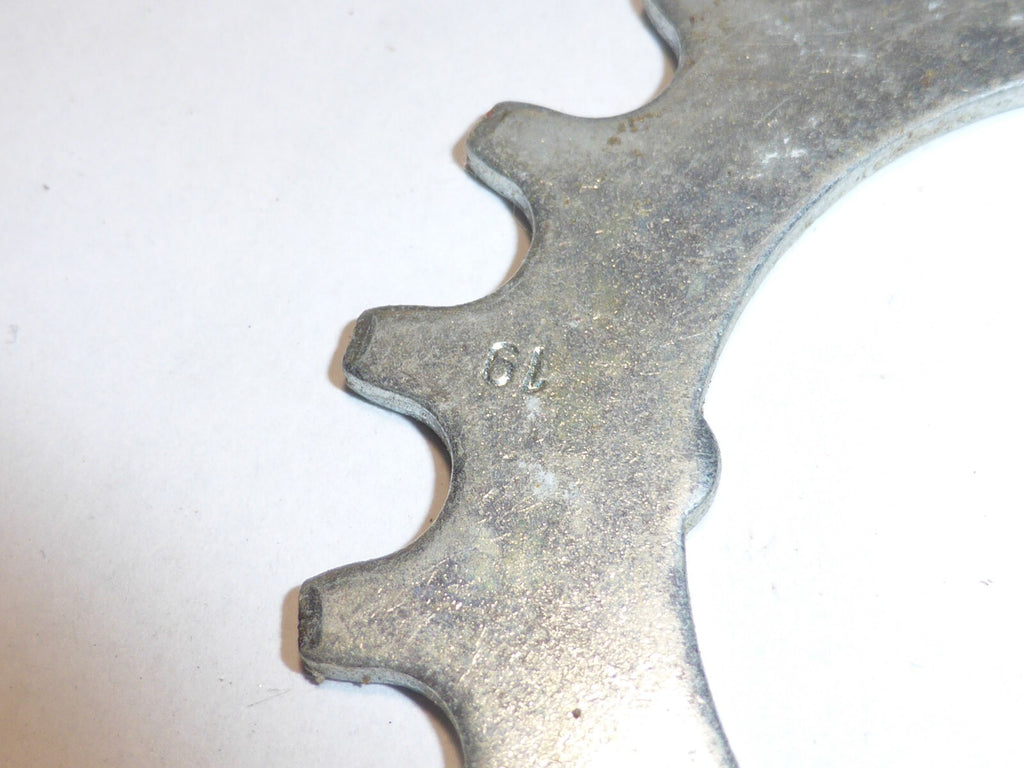 NOS Sachs Maillard 84 Sprocket.cogs pignon vintage 19 T Argent  silver NOS