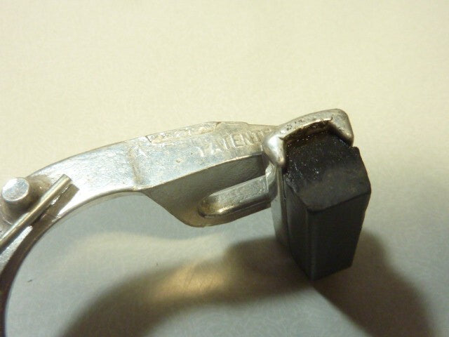 NOS Etrier de frein arrière modèle CLB  GL-48-65 avec fixation sur le pontet