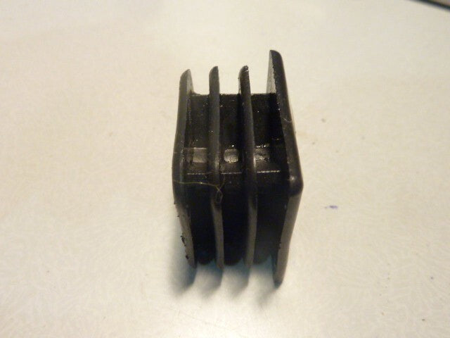 NOS neu embout bouchon 28/30 mm plastic noir ancien stock