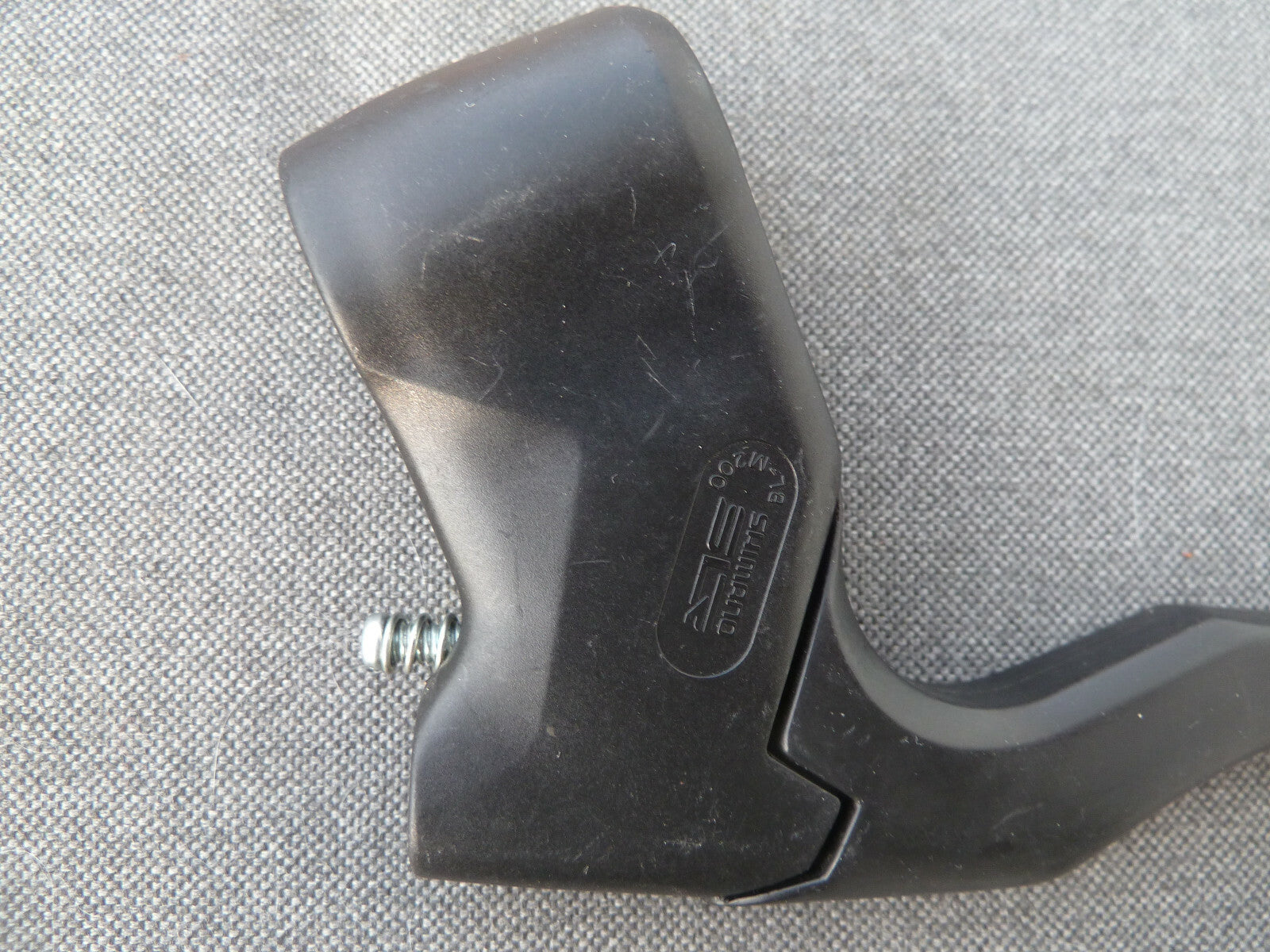 1 leviers Vintage BL-Shimano M200 Brake Levers Mountain Bike  Bicycle Black