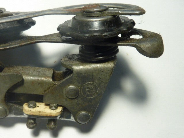 ancien vintage dérailleur huret  occasion