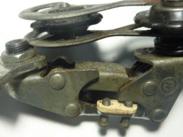 ancien vintage dérailleur huret  occasion