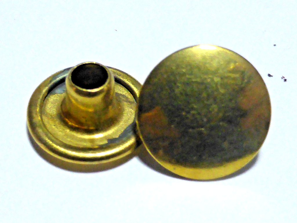 Lot de 25 Calottes pour Rivets Laiton Jaune Ø10,8 mm  Marque Daude Maroquinerie
