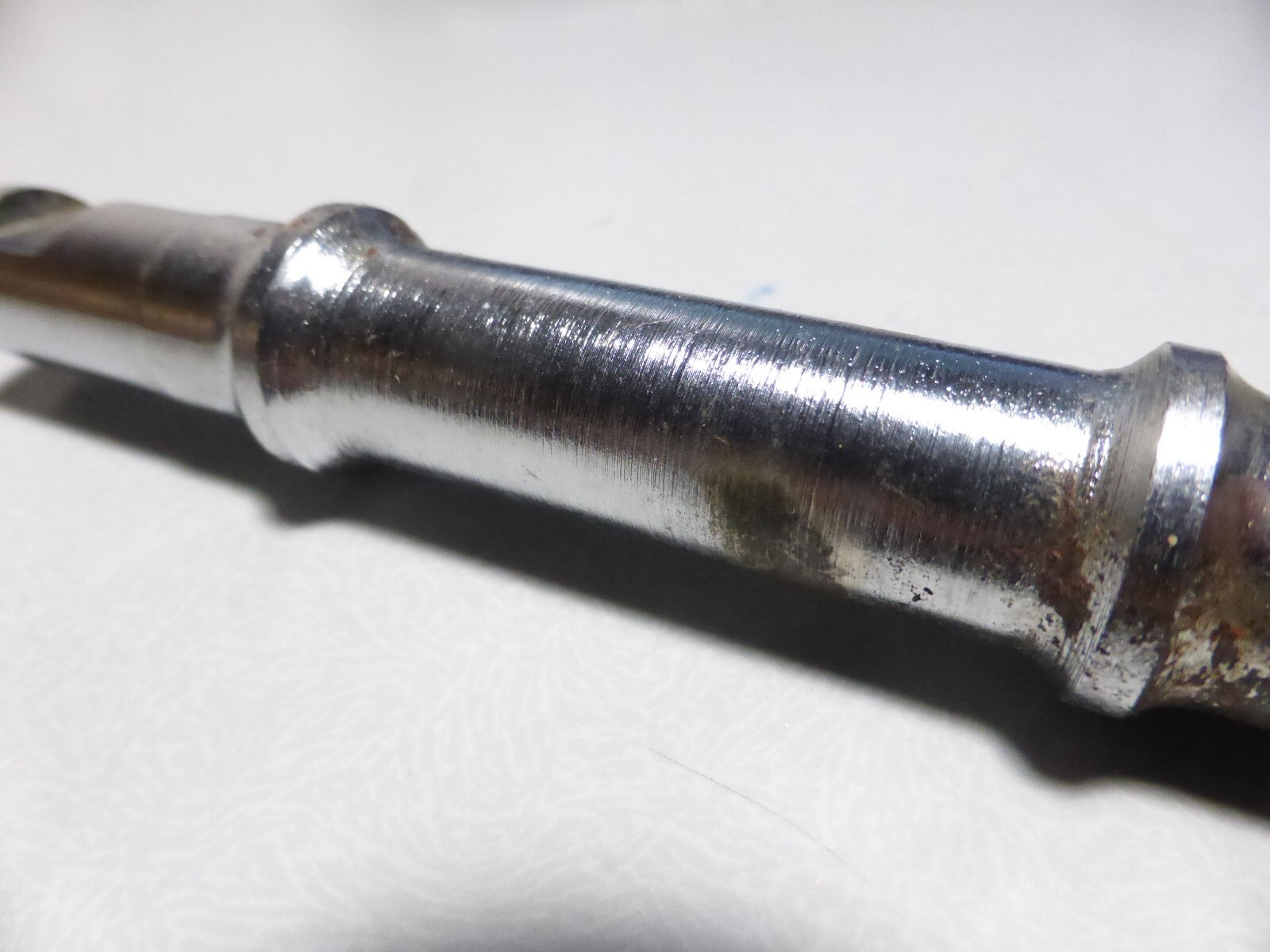 Nos axe clavette pédalier REWAX 130 mm  pédalier Bottom bracket  not stronglight