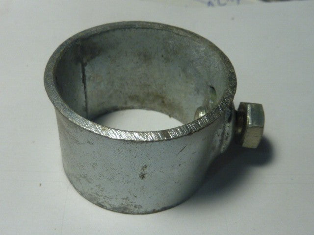 échappement raccord fixation pot échappement collier