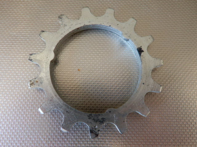 Sachs Maillard Sprocket.cogs pignon vintage 15 T Argent  silver NOS