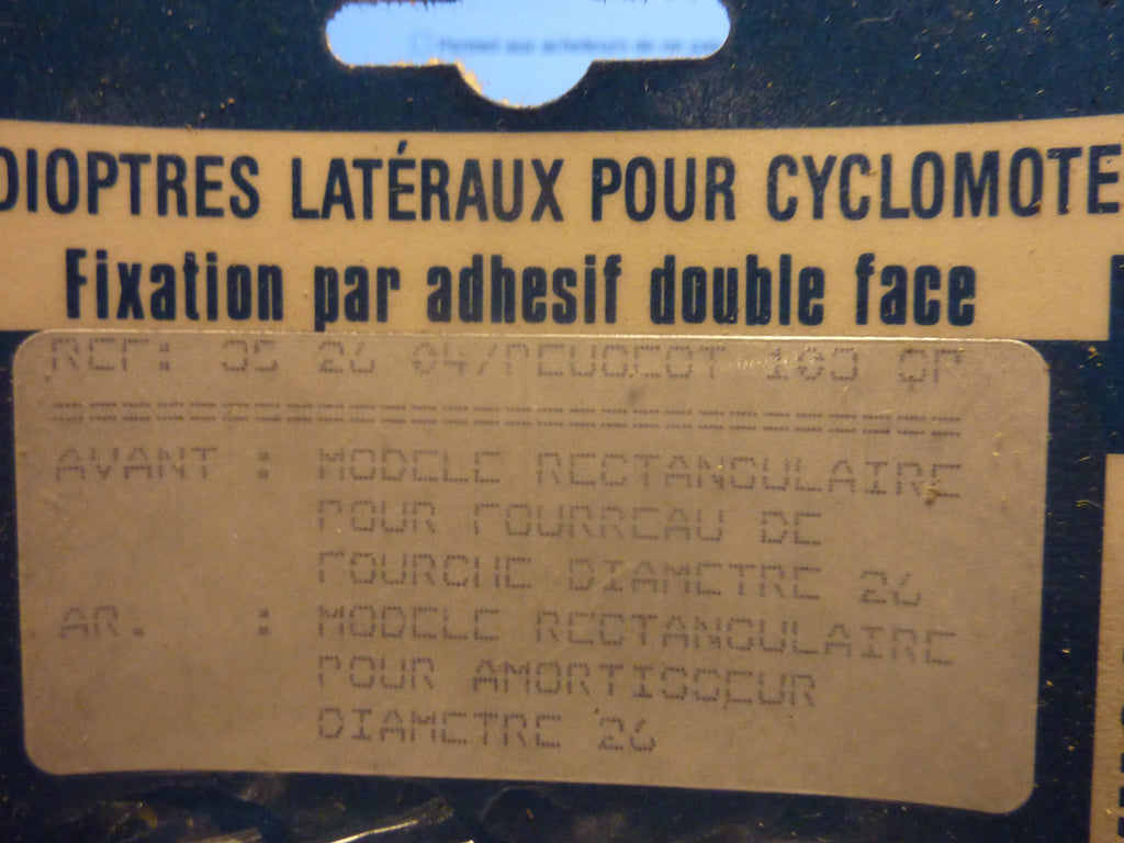 4 CATADIOPTRES LATERAUX CYCLOMOTEUR PEUGEOT 103 SP original luxor tube fourche