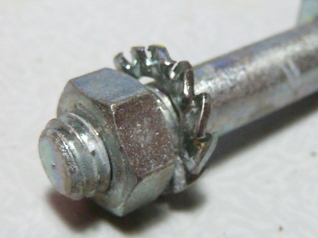 NOS NEU 5 boulons écrou fixation couronne carré 6x27 mm Peugeot  motobecane