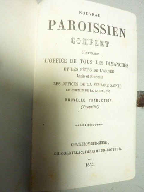 Rare Beau Petit Parroissien Complet 1855 velours et metal office du dimanche