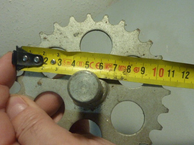 axe PEDALIER ANCIEN 27 Zähne  Tretach  Treta27 DENTS moped altes Puch ? CIAO ?