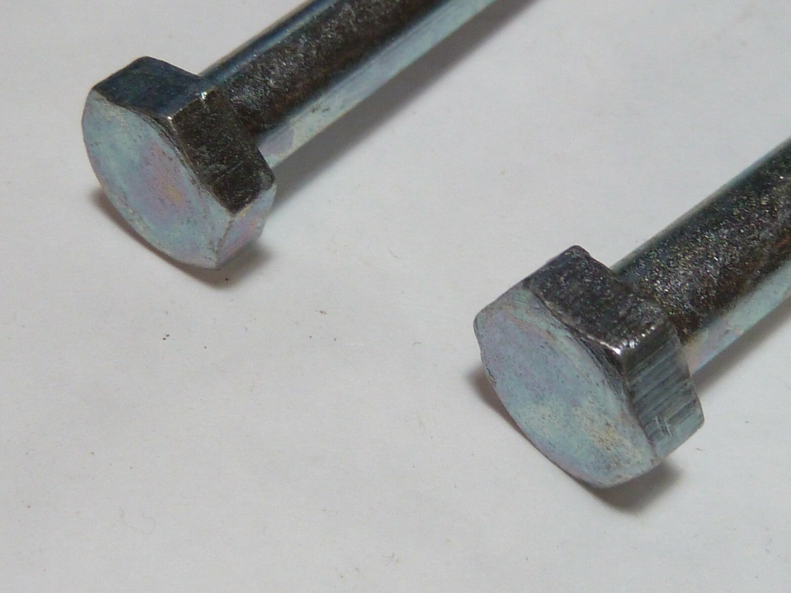 ✨1 vis boulon Axe diamètre 8 x 80 mm  fixation mobylette moto solex Algi 86 mm✨