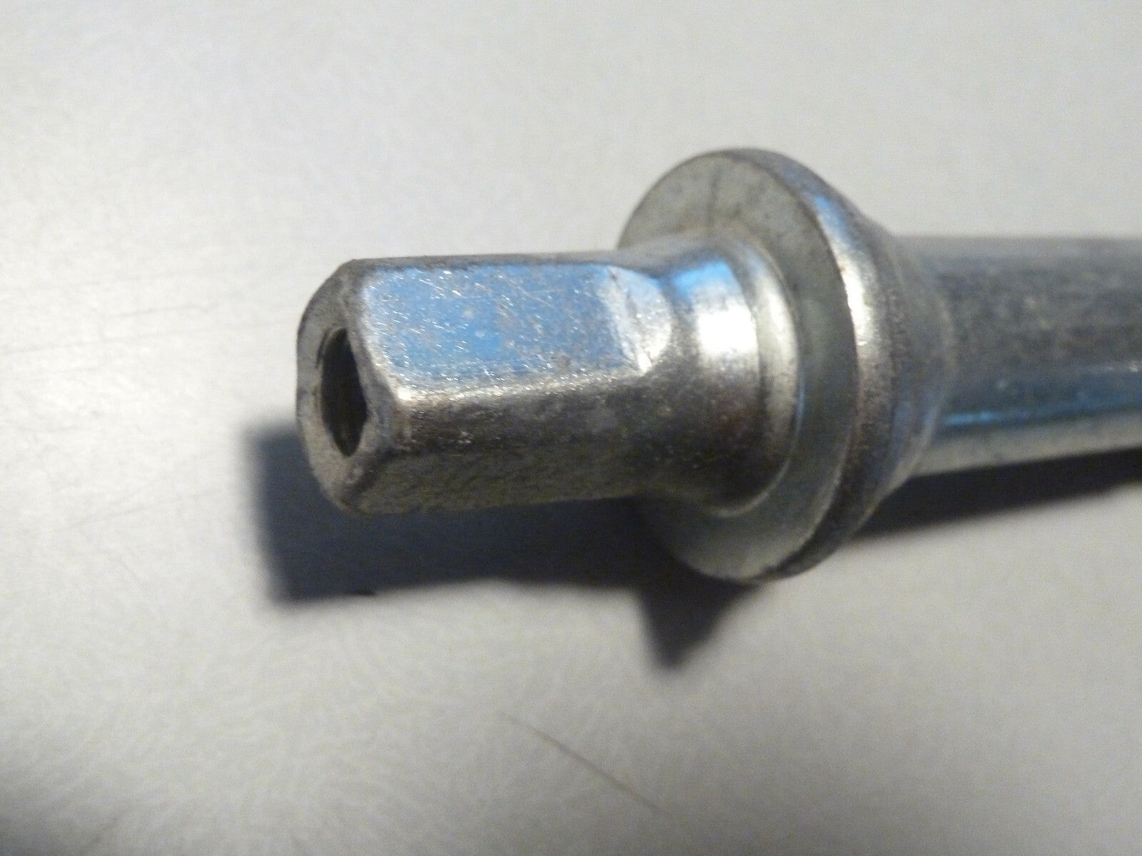 ✨ NOS Vintage Axe Pédalier BMX 136 mm Acier Boîtier Pédalier Ancien Stock THUN ✨