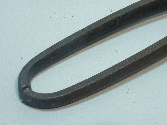 Ancienne cisaille à zinc, n° 30, l'Universelle, Thuillier, outil, objet métier