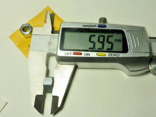 NOS NEU 2 Écrou culasse  neuf ancien stock