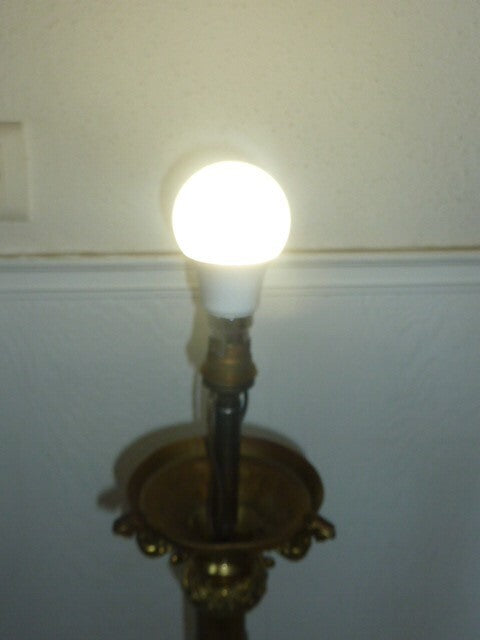 ancien pied de lampe colonne tripode bronze / laiton  XIX