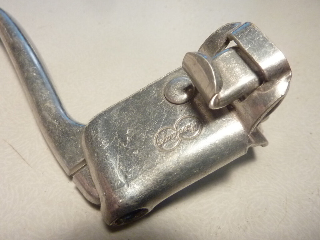 NOS 1 leviers poignées droit manchons vélo  vintage Altenburger