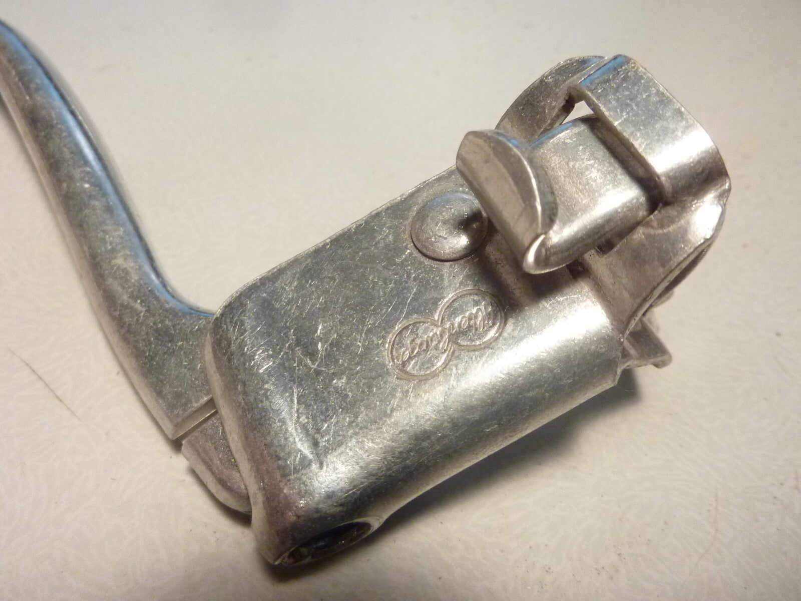 NOS 1 leviers poignées droit manchons vélo  vintage Altenburger