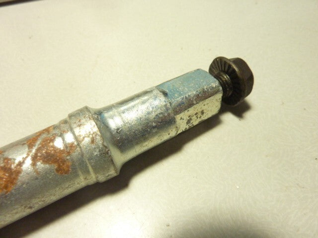 Axe pédalier 127 mm acier boitier pédalier vintage ancien stock jamais monté