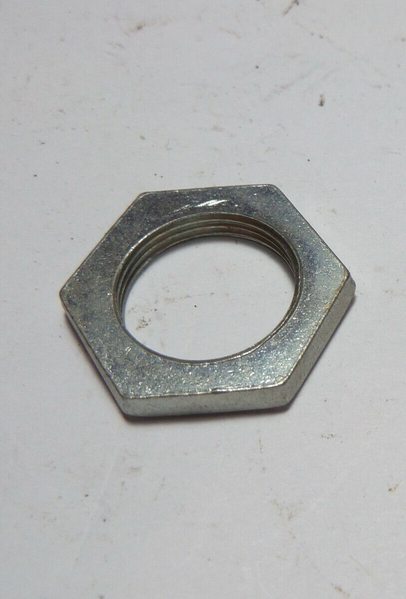 ecrou mince 11 mm 6 pans de 20 mm épaisseur 3.2