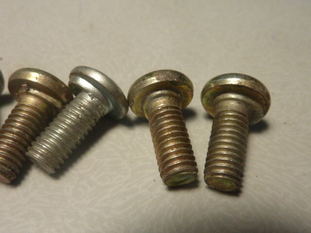 tète ronde méplat 6 vis bolt screw acier  vintage
