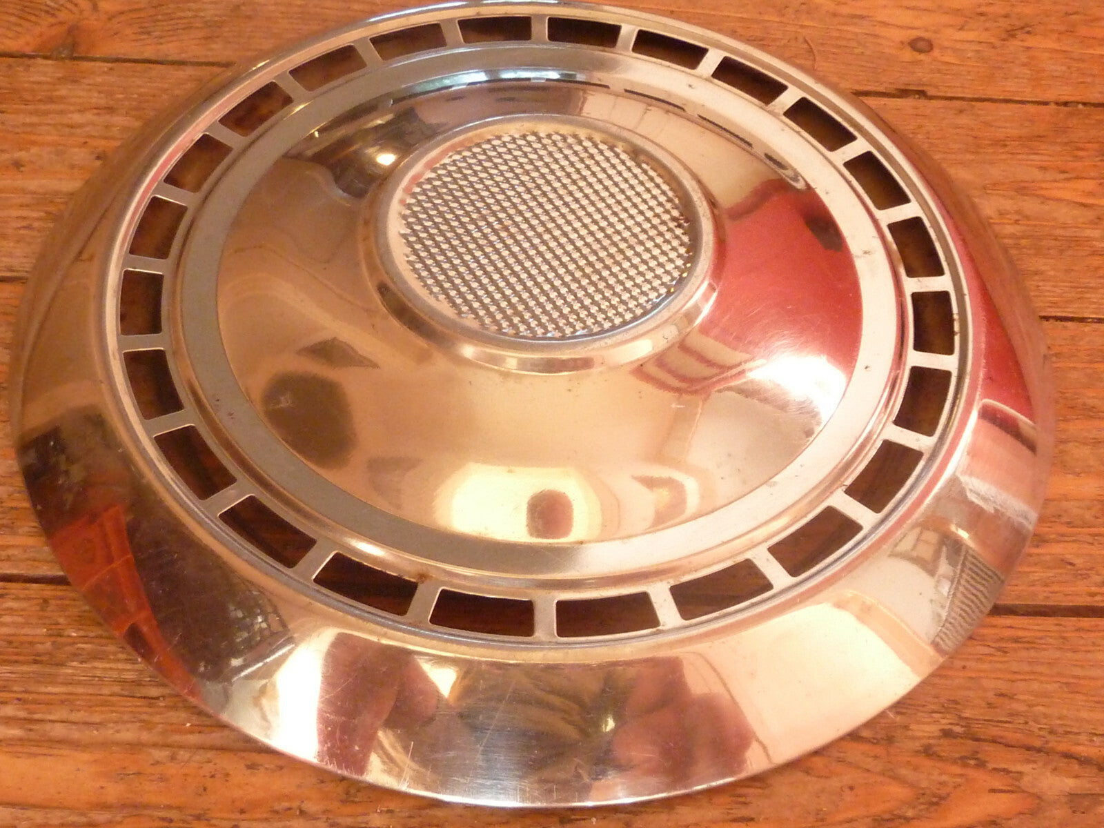 1 anciens vintage ENJOLIVEUR DE ROUE chromé 275 mm