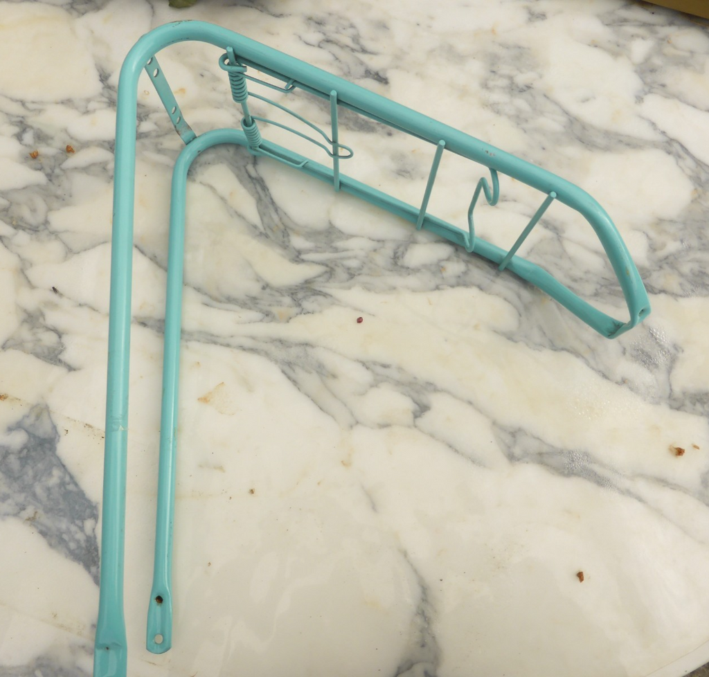 ✨NOS porte bagage arrière  a clapet acier velo Peugeot gitane roue 700 vintage ✨