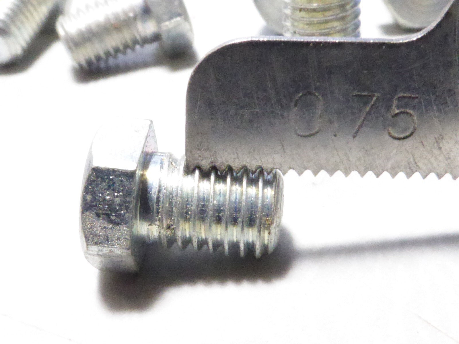 8 Vis fixation velo couronne pédalier vis M6  motobecane peugeot vintage ancien