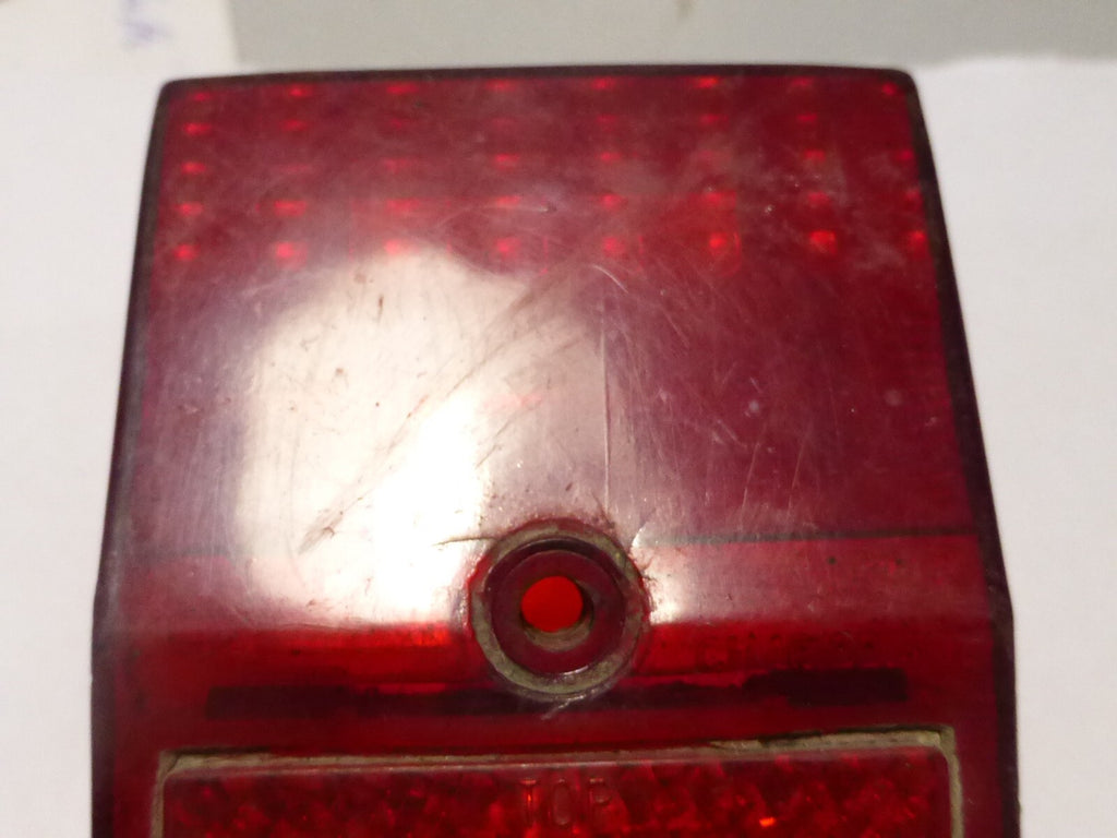 ancien Cabochon cibie de feu rouge Peugeot  103 GL10 GT10 102