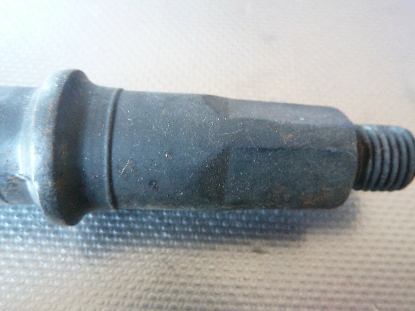 ✨ Axe de Pédalier BMX YST-35 – 124 mm – Vintage – NOS 🚲