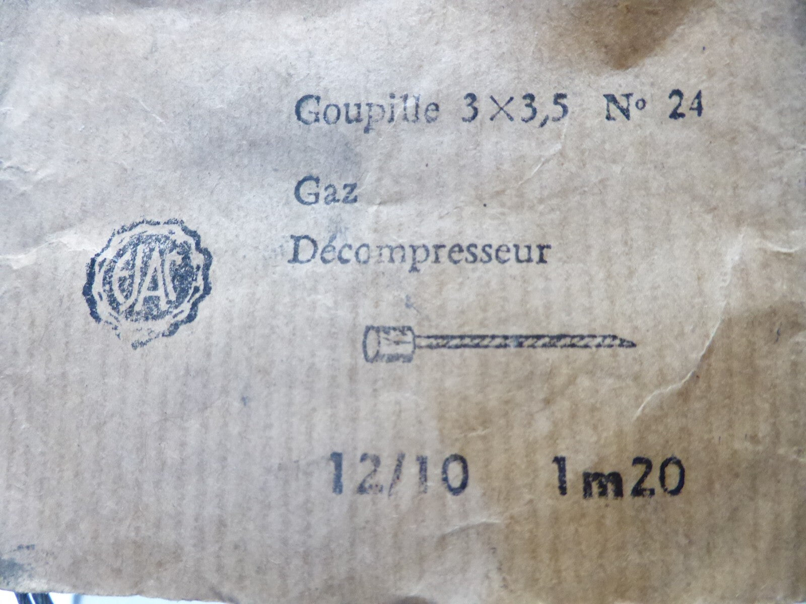 CABLE  1,2M DECOMPRESSEUR MOTOBECANE Peugeot EJAC goupille 3x3.5