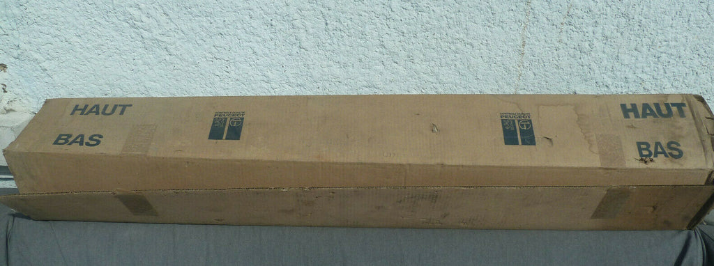 bequet becquet coffre vintage Peugeot ancien stock 8664.11 Rear Spoile 405 MI 16