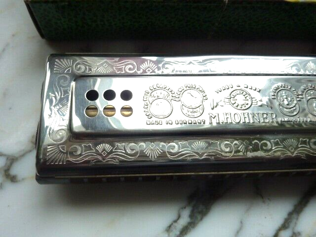 Vintage M. Hohner THE ECHO HARP Harmonica In Original Box C/G 55/80 Germany