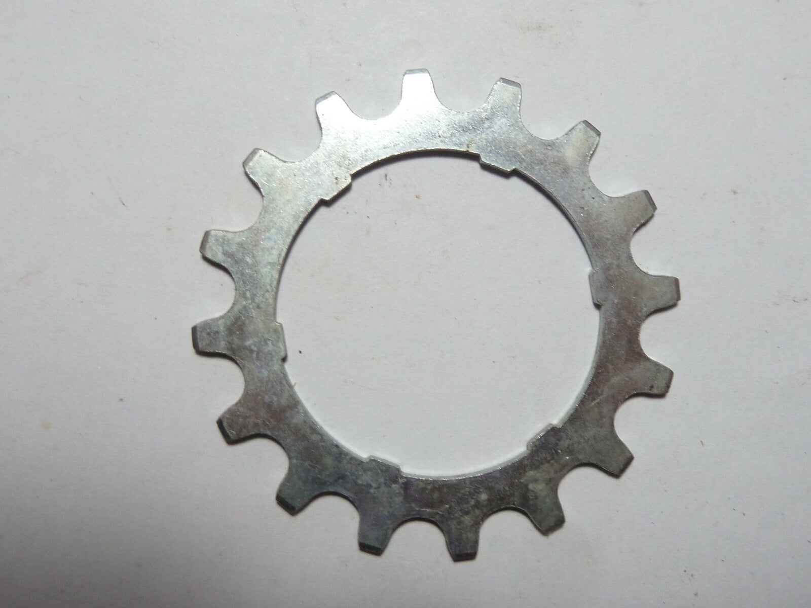 Sachs Maillard Sprocket.cogs pignon vintage 16 T Argent  silver NOS