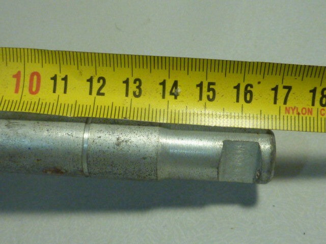 NOS axe PEDALIER ANCIEN 20 Zähne  Tretachse 20 DENTS moped altes Puch ? CIAO ?