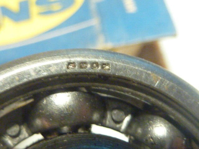 ROULEMENT SNR 6302 POUR MOTOS / AUTOS / SCOOTERS / KARTS.... ,,,,