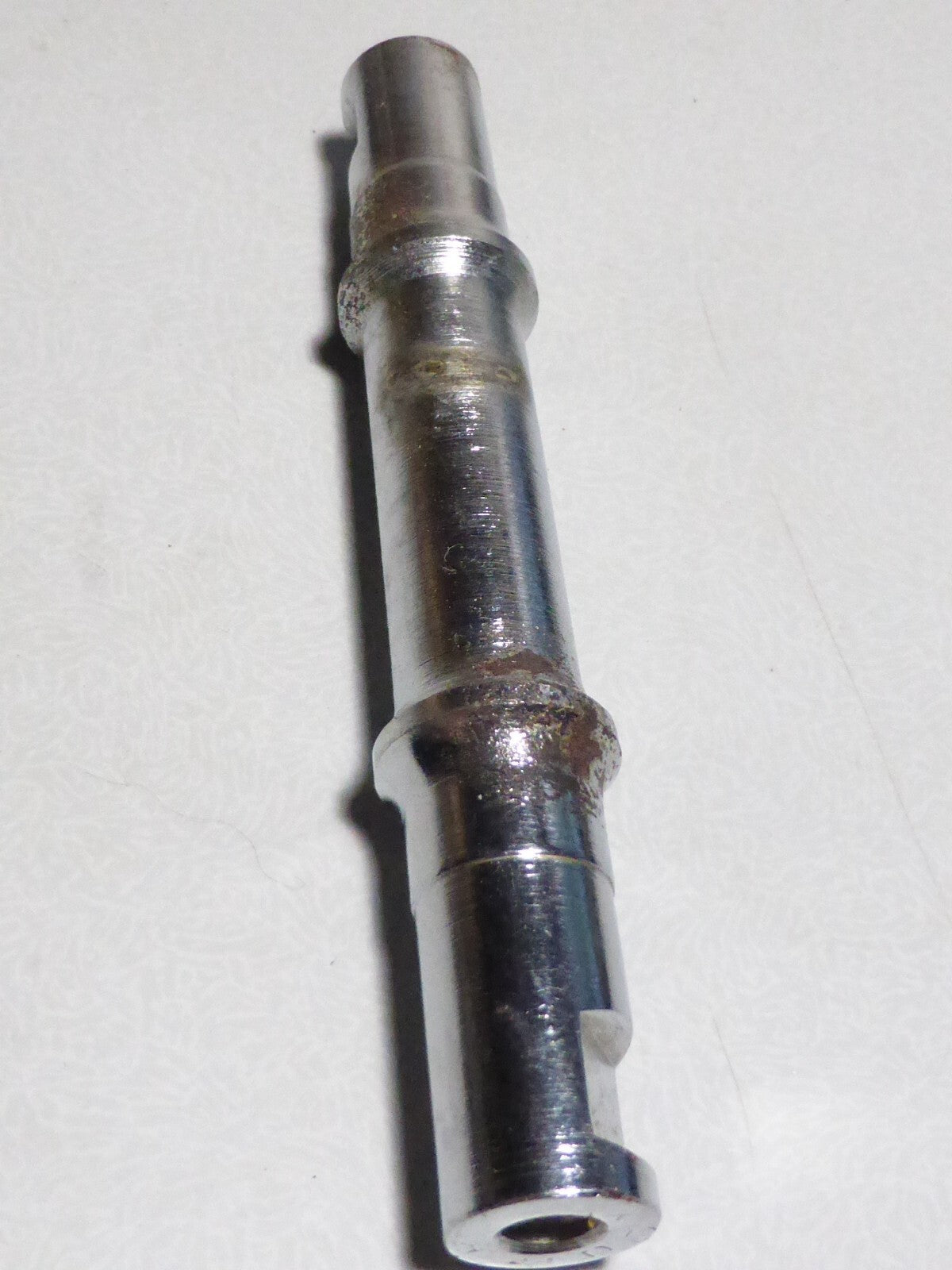 Nos axe clavette pédalier REWAX 130 mm  pédalier Bottom bracket  not stronglight