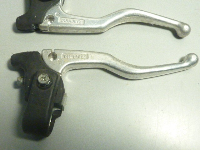 2 leviers poignée de freins  Shimano BL AT55 Brake Levers  vintage neuf NOS