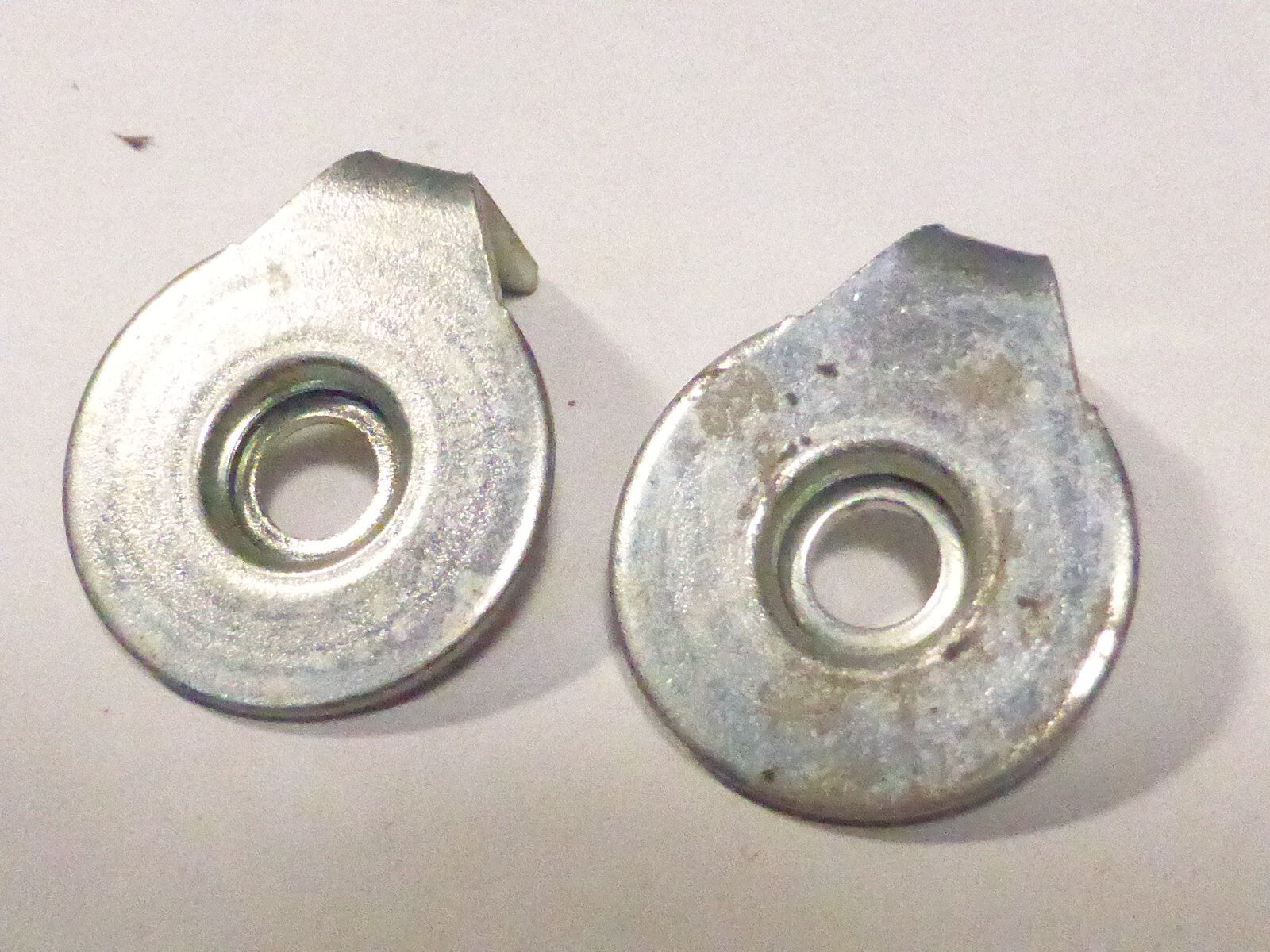 2 vintage velo Huret Shifter Covers Pressure Plates  Chape rondelles 2475/5075
