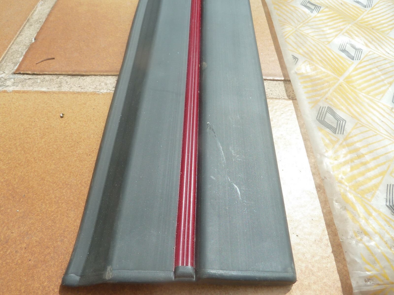 NOS neu protection baguette portiere Renault origine inconnue