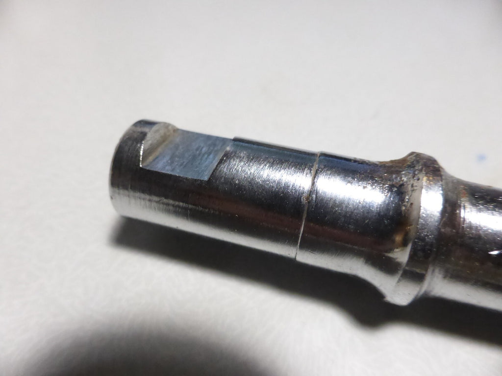Nos axe clavette pédalier REWAX 130 mm  pédalier Bottom bracket  not stronglight