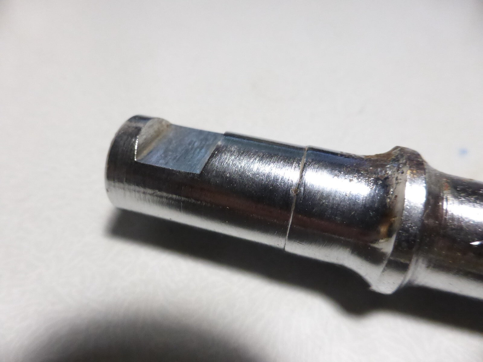 Nos axe clavette pédalier REWAX 130 mm  pédalier Bottom bracket  not stronglight