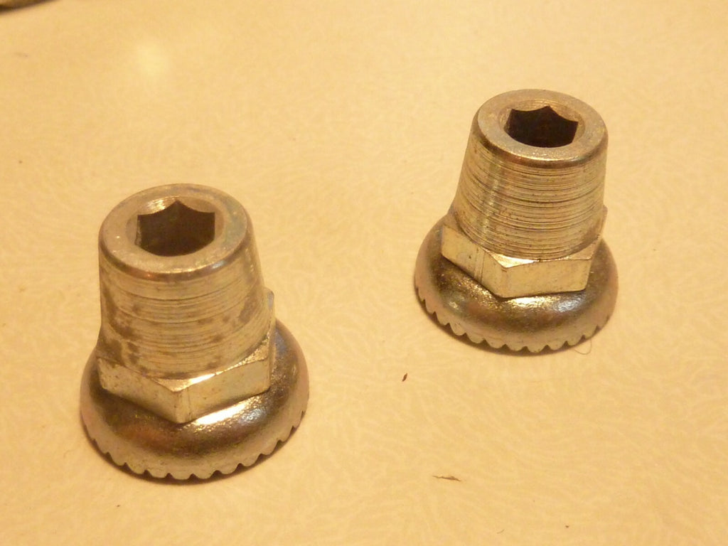2 écrou Boulon pour axe de roue  velo 9.5x100 algi