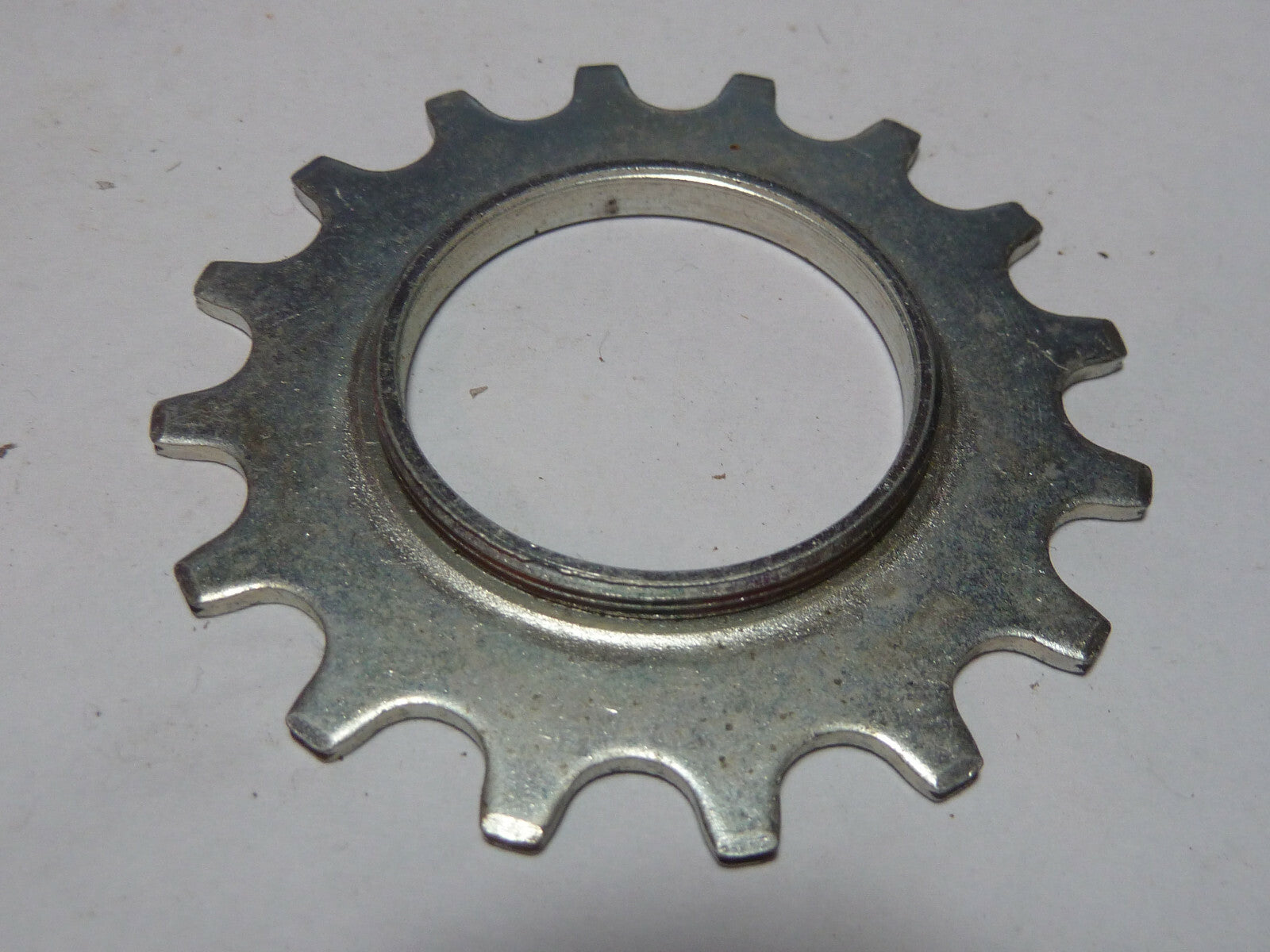 Sachs Maillard Sprocket.cogs pignon vintage 16 T  Argent  silver NOS
