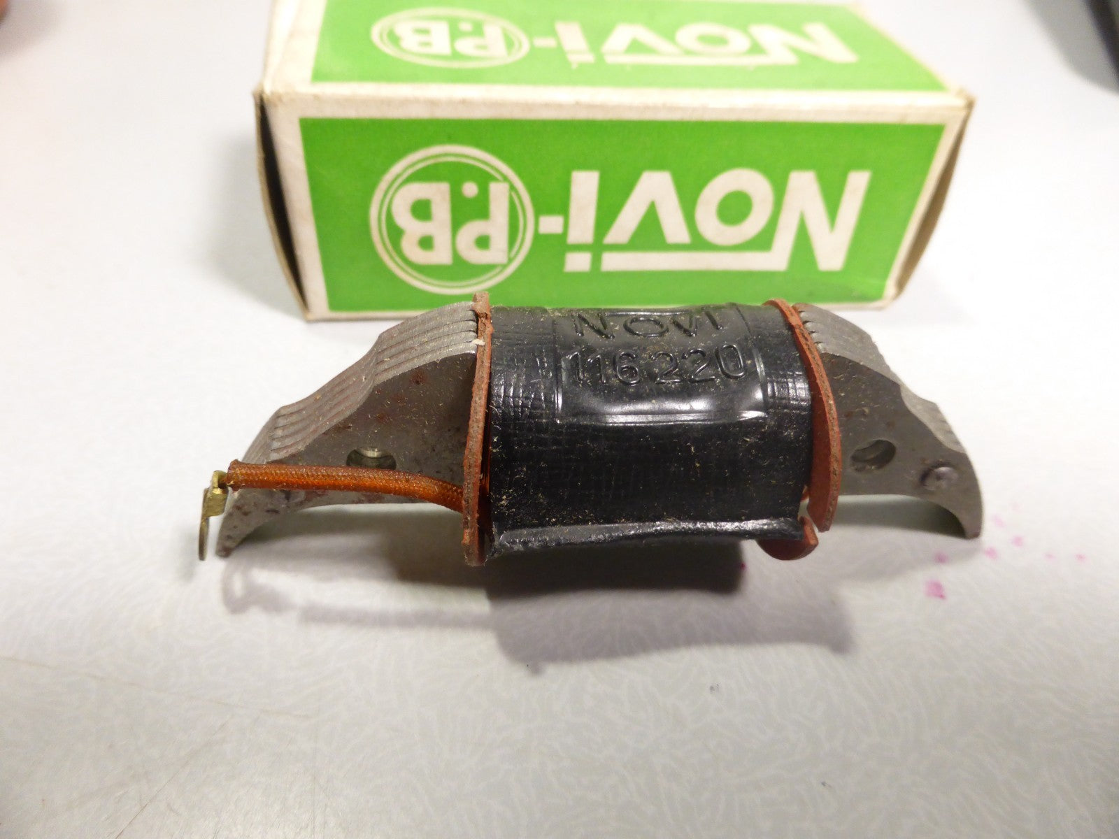 NOS Motobecane 19948 Bobine Novi 116220 Induit Éclairage